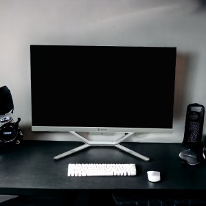 NC901 Phaethon 24.8" IPS FHD (White Edition)