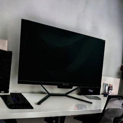 NC901 Phaethon 24.8" IPS FHD  (Black Edition)